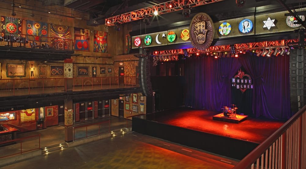 Image found on: https://www.yelp.com/biz/house-of-blues-boston-music-venue-boston House of Blues