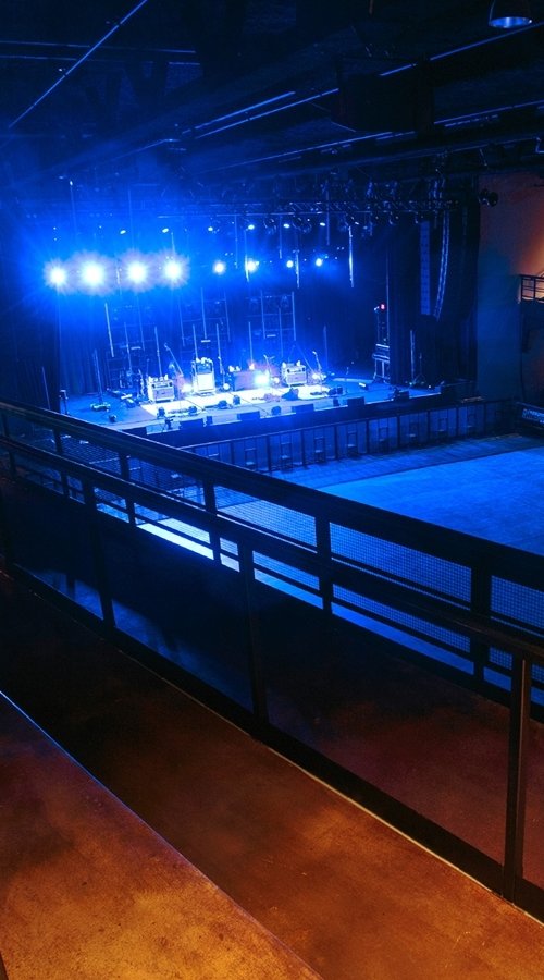 Image found on: https://www.yelp.com/biz/house-of-blues-boston-music-venue-boston House of Blues