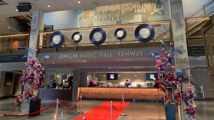 john tlumacki the boston globe MGM