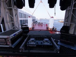 Y2K Cruise 7-28