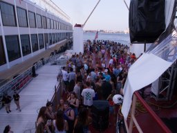 Y2K Cruise 7-28