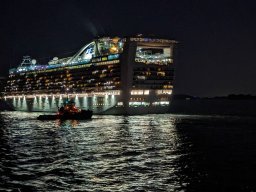 Y2K Cruise 7-28